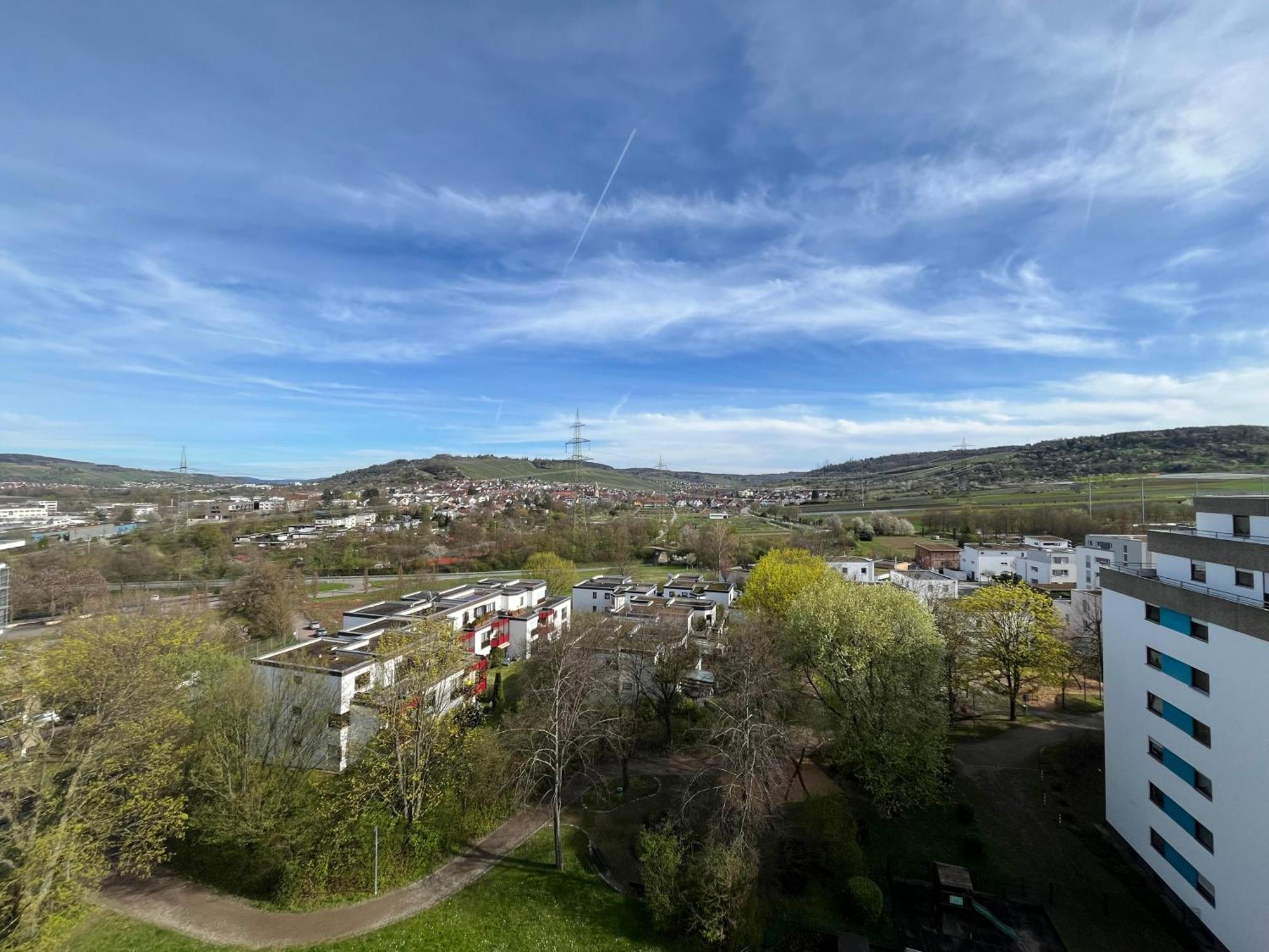 Freshly Renovated Studio Apartment - Top Location In Weinstadt Eksteriør bilde
